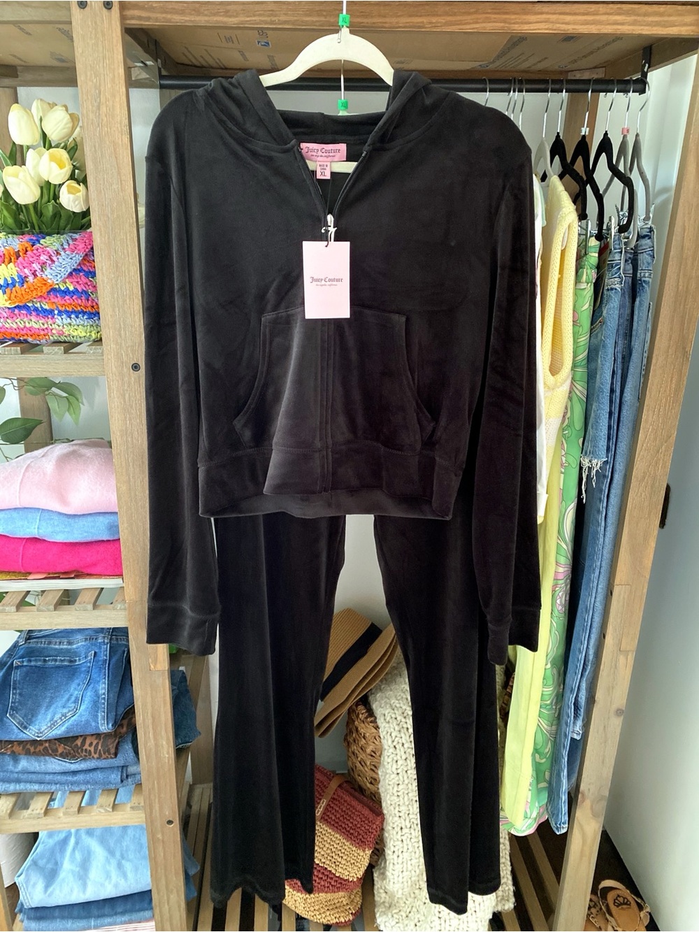 JUICY COUTURE Black Velour Pants & Hooded Sweatshirt Set with Silver JC Logo! 🖤 - Picture 6 of 16